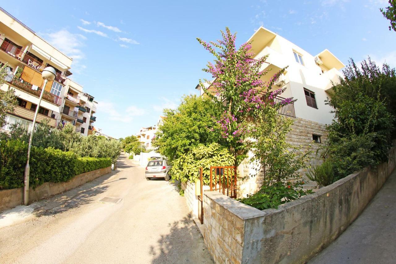 Apartments And Rooms Zvjezdana Hvar Town Exterior photo